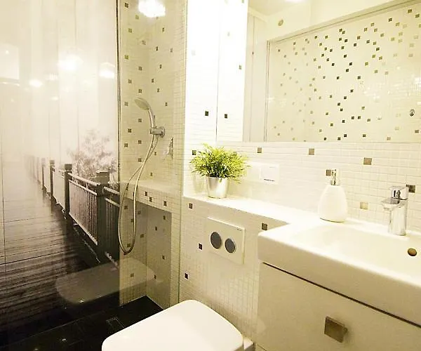 Avis - Wladyslawa 39 * Gdynia