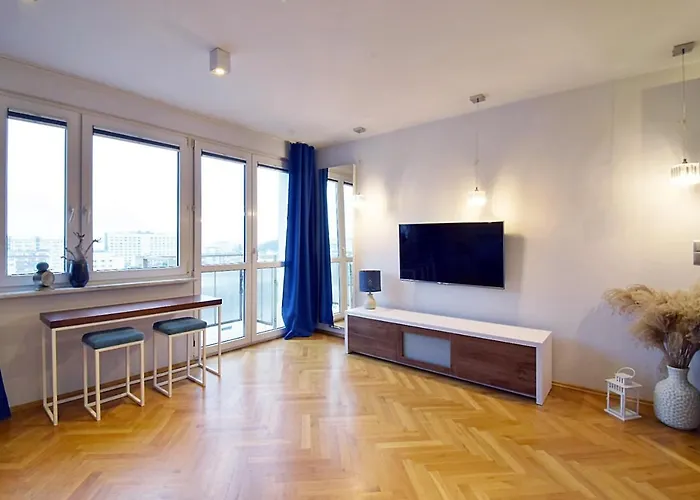 Avis - Wladyslawa 39 Gdynia